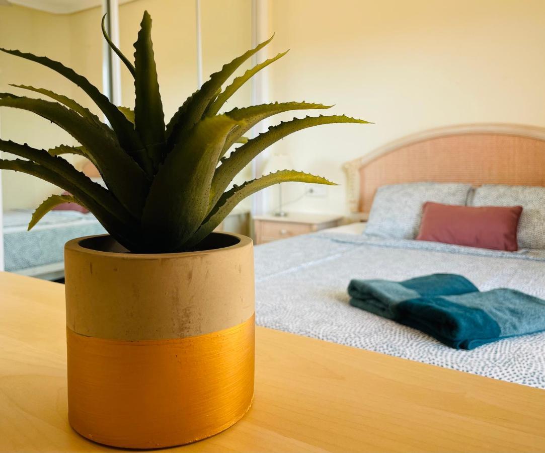 Golf Christina - Heated Pool Apartment *